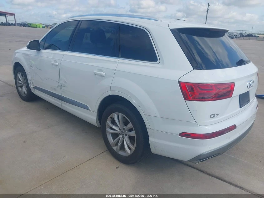Audi Q7 2.0l 2.0T Premium, снимка 3 - Автомобили и джипове - 54859824