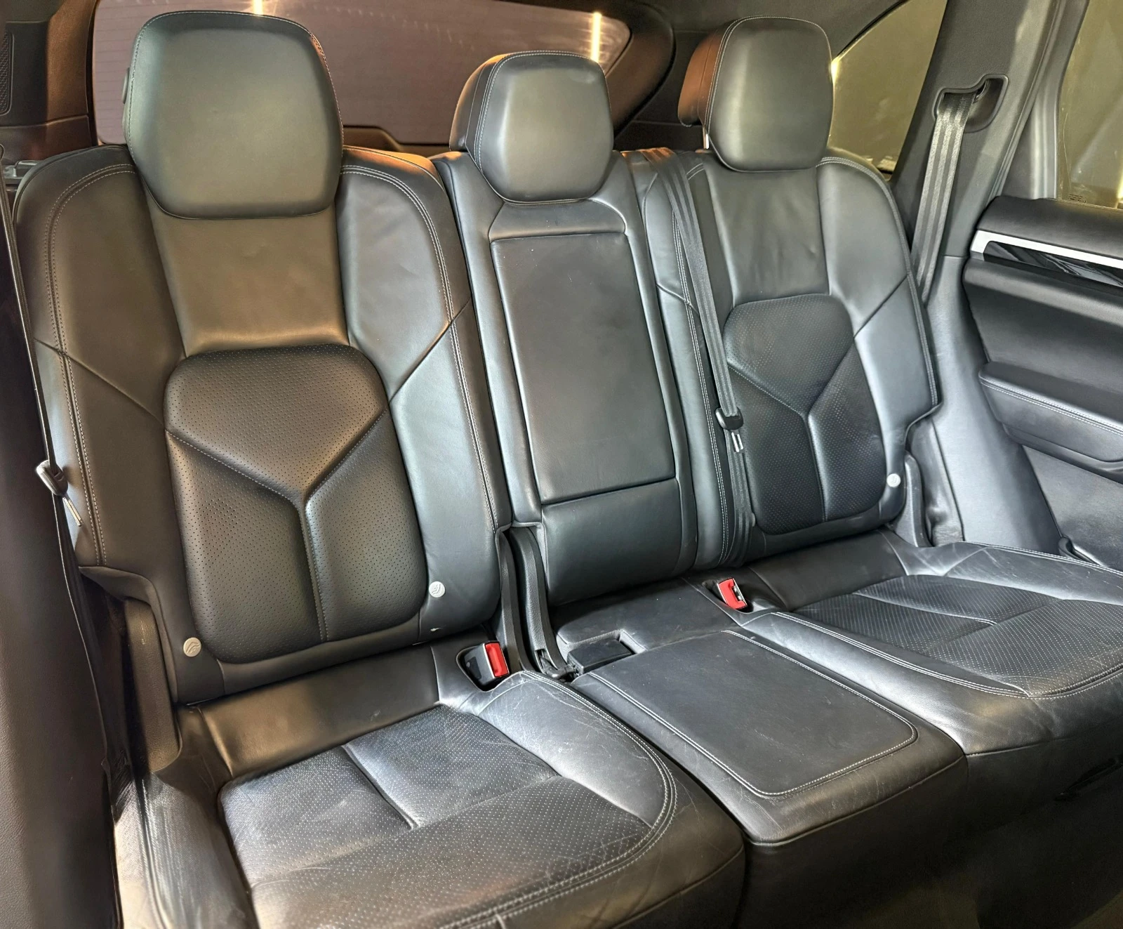 Porsche Cayenne GTS* Bose* SportChrono* Alcantara* , снимка 16 - Автомобили и джипове - 55218817