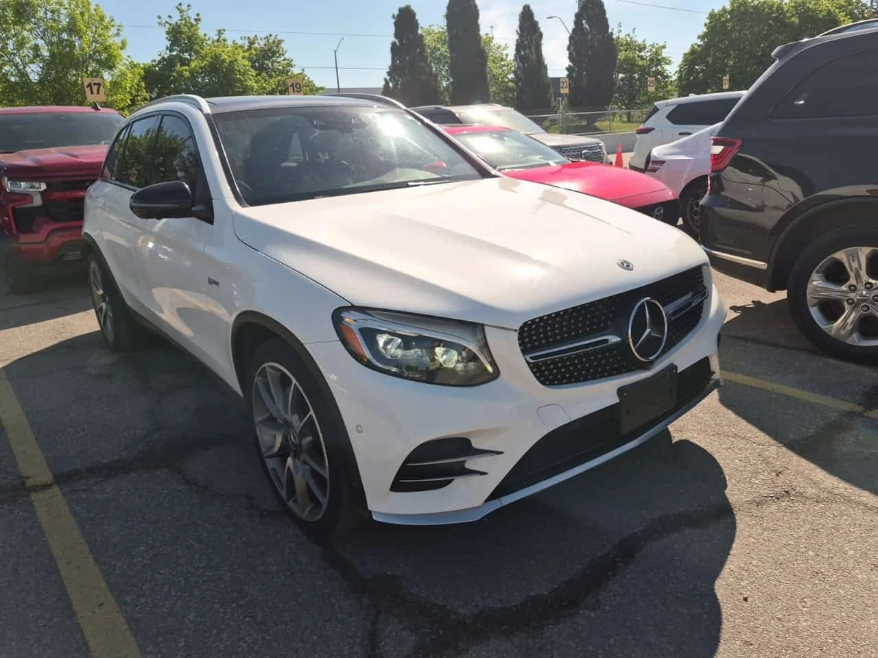 Mercedes-Benz GLC 43 AMG  * CARFAX * АВТОКРЕДИТ БЕЗ ПЪРВОНАЧАЛНА ВНОСКА, снимка 2 - Автомобили и джипове - 55423506