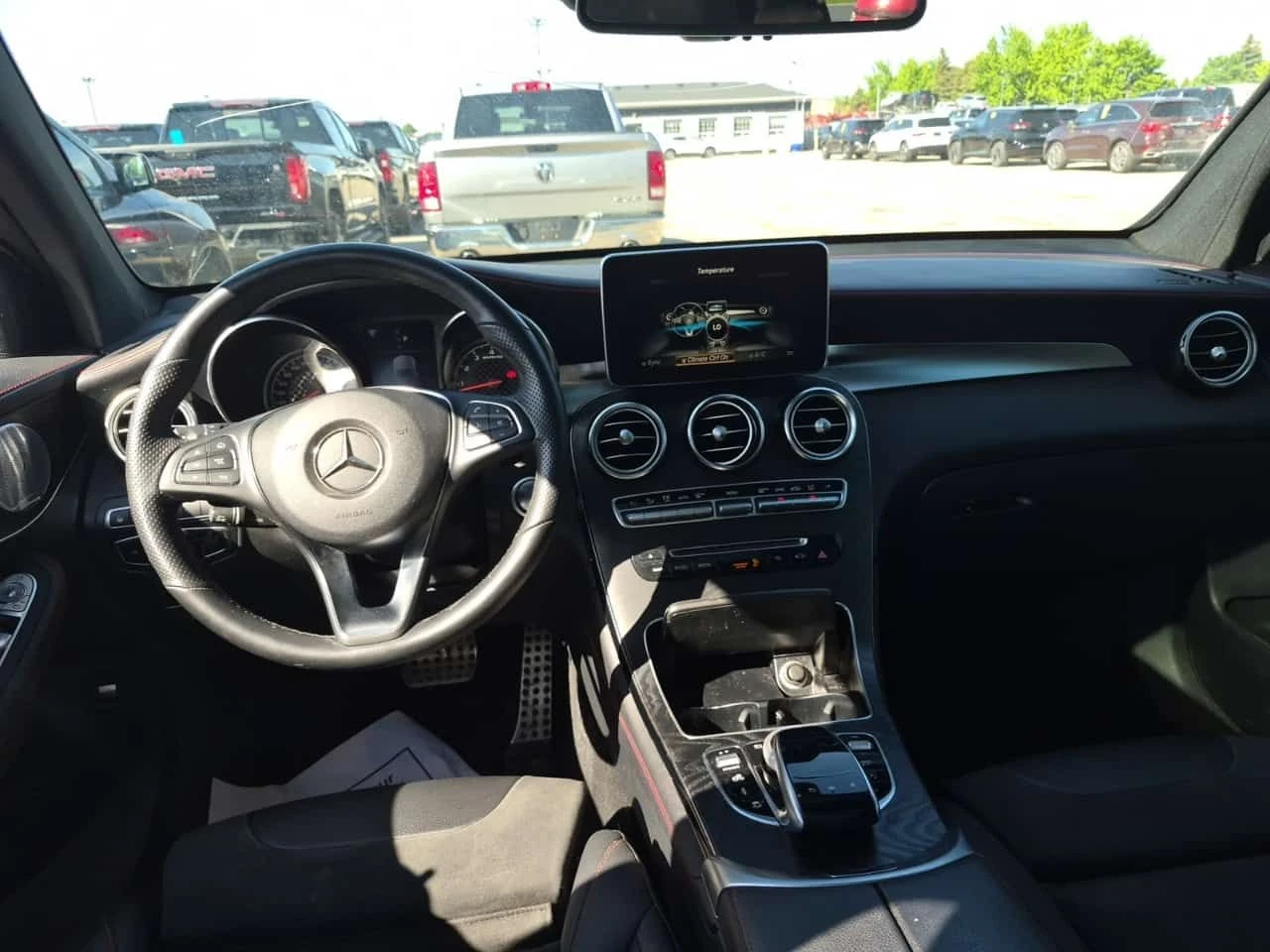 Mercedes-Benz GLC 43 AMG  * CARFAX * АВТОКРЕДИТ БЕЗ ПЪРВОНАЧАЛНА ВНОСКА, снимка 7 - Автомобили и джипове - 55423506