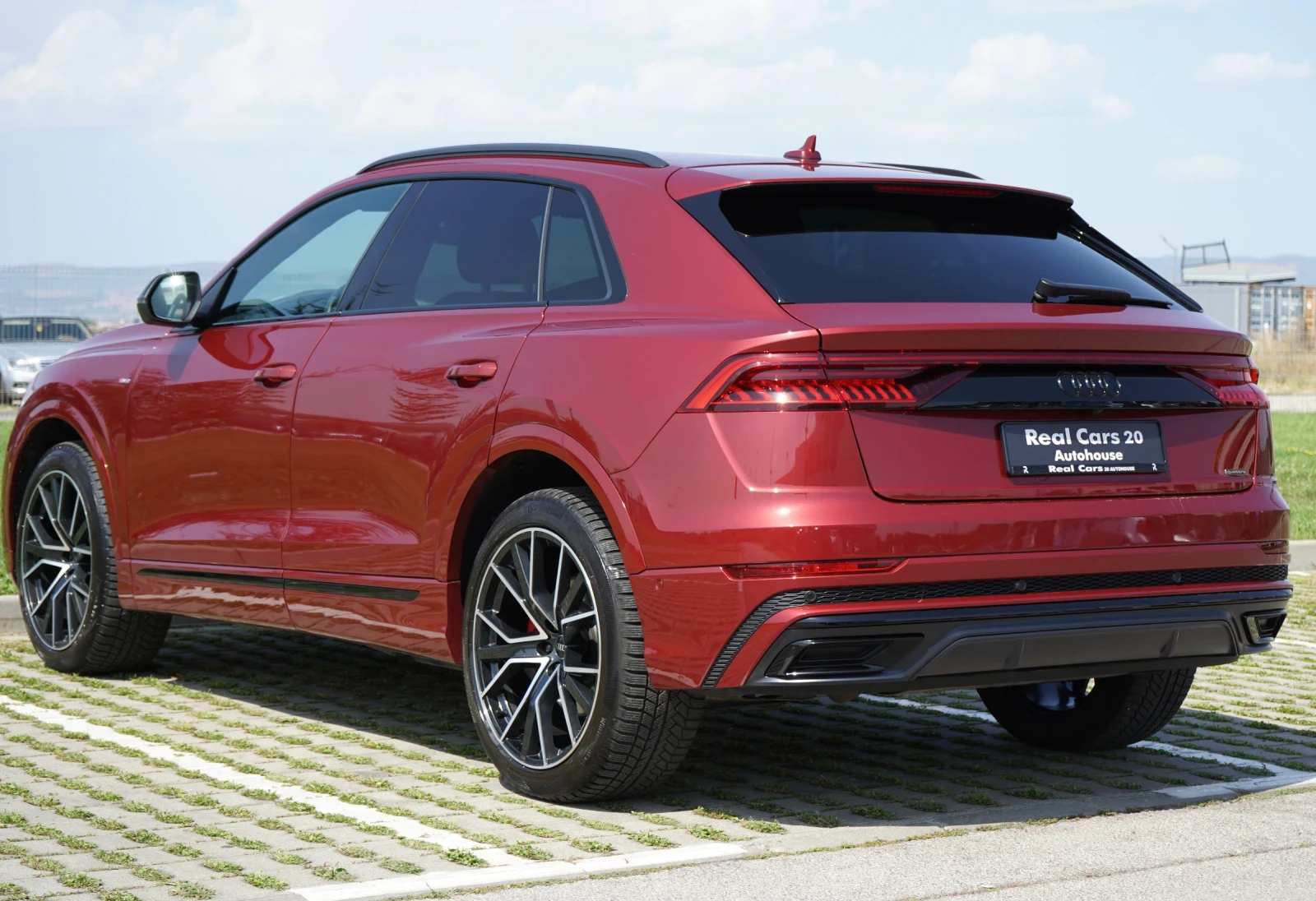 Audi Q8 50 TDI* S line* B&O* 360* Distr* Matrix* , снимка 6 - Автомобили и джипове - 55887402