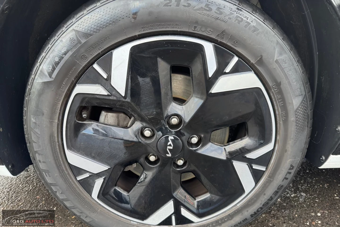 Kia Niro EV/204HP/VISION/CAM/LED/CPLAY/KLESS/NAVI/684q, снимка 12 - Автомобили и джипове - 56103931