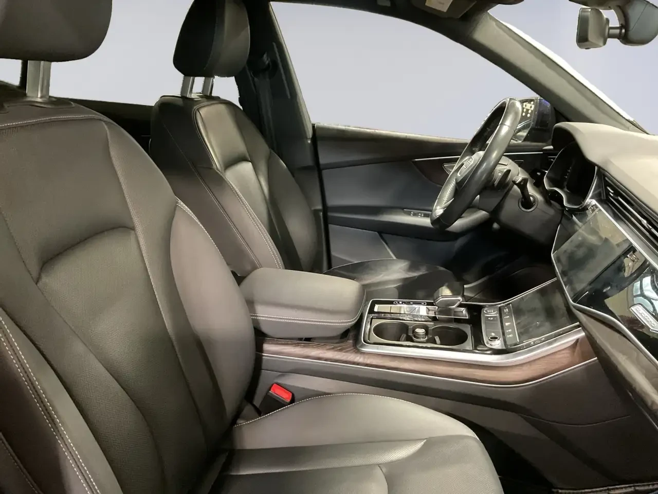 Audi Q8, снимка 12 - Автомобили и джипове - 56180804