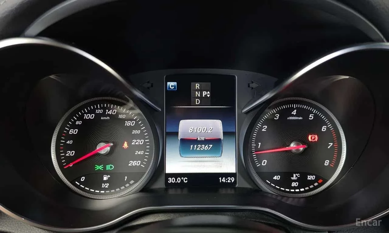 Mercedes-Benz GLC  4MATIC * AMG Line Coupe * 360 * Панорама * , снимка 9 - Автомобили и джипове - 56234892
