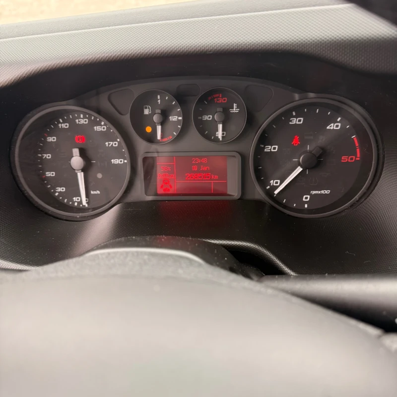 Iveco 35c18 6.20см-Климатик-3.5т-2019г, снимка 14 - Бусове и автобуси - 53438992