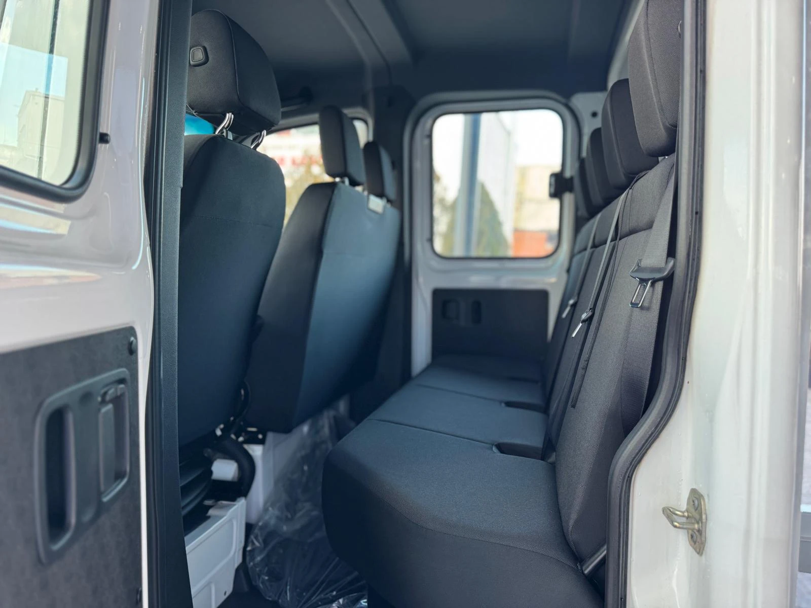 Mercedes-Benz Sprinter НУЛА КМ/НАЛИЧНОСТ/ 61 АВТОМОБИЛА/ ДИЗЕЛ/АВТОМАТИЧН - изображение 10