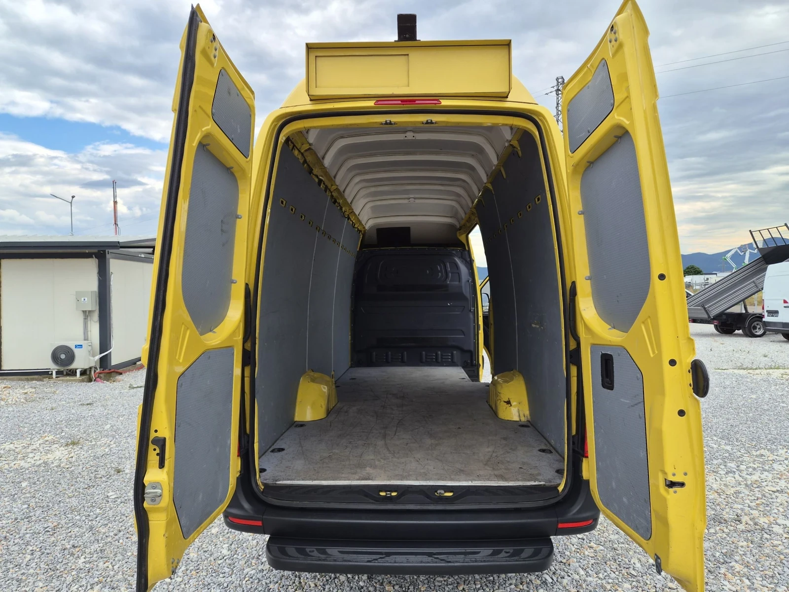 Mercedes-Benz Sprinter 316 CDI * XXL * Климатик * Навигация, снимка 9 - Бусове и автобуси - 55190964