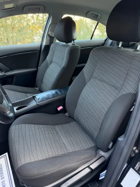 Toyota Avensis 1.6 VVT-I 132к.с. NAVI* CAMERA* KLIMATRON, снимка 6