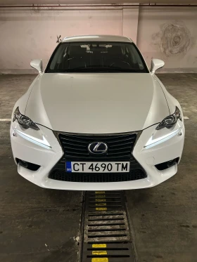     Lexus IS 300 Lexus IS300H Hybrid 2016 61300 !!!!