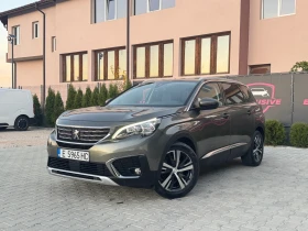 ������ Peugeot 5008
