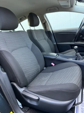 Toyota Avensis 1.6 VVT-I 132к.с. NAVI* CAMERA* KLIMATRON - 6999 € / 13688.85 лв. - 93552169 8