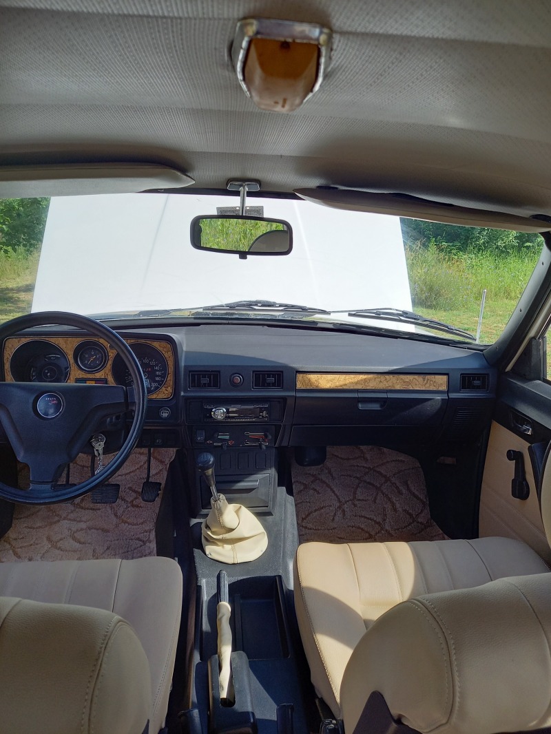 Volga 24, снимка 8 - Автомобили и джипове - 45913110