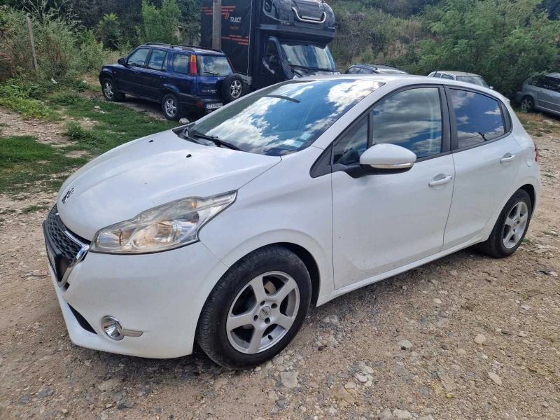 Peugeot 208 1.4HDI Navi, снимка 1 - Автомобили и джипове - 46846919