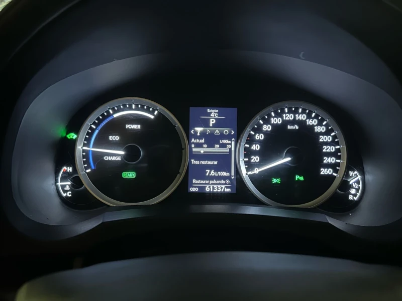 Lexus IS 300 Lexus IS300H Hybrid 2016 61300км !!!!, снимка 8 - Автомобили и джипове - 49171868