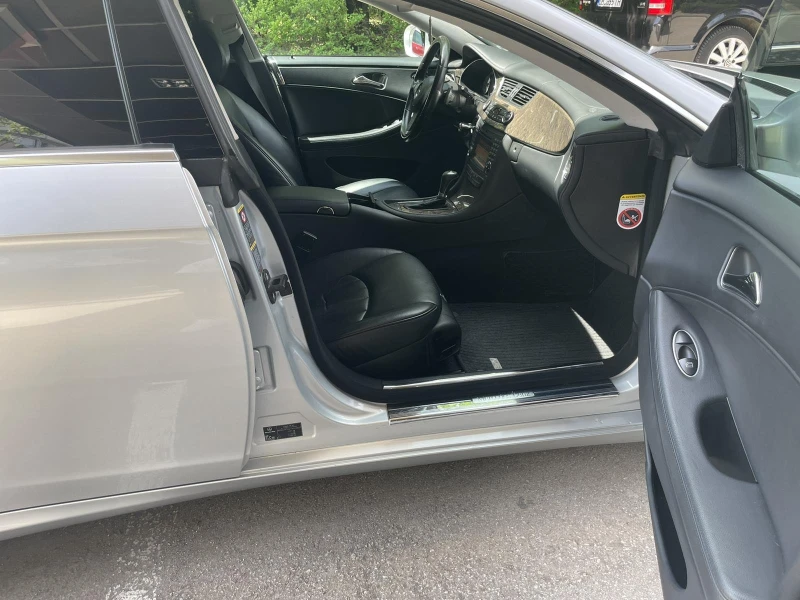 Mercedes-Benz CLS 320 Facelift, снимка 8 - Автомобили и джипове - 50225670
