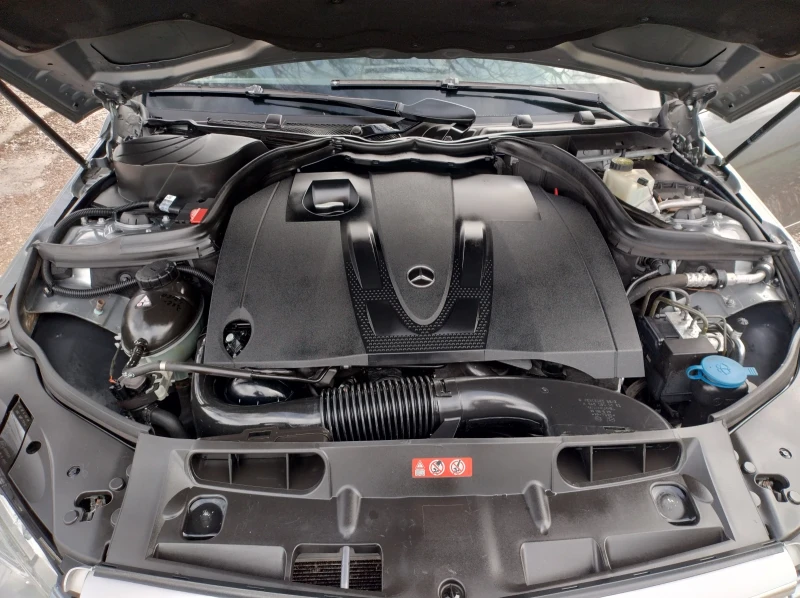 Mercedes-Benz C 220 2.2 CDI AVANTGARDE OM646, снимка 12 - Автомобили и джипове - 52540553