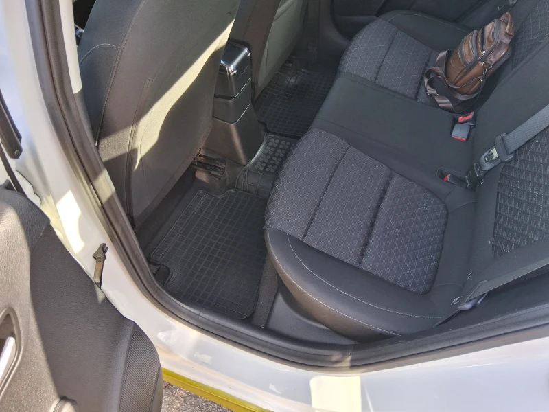 Kia Rio Газ/Бензин, снимка 10 - Автомобили и джипове - 52664819