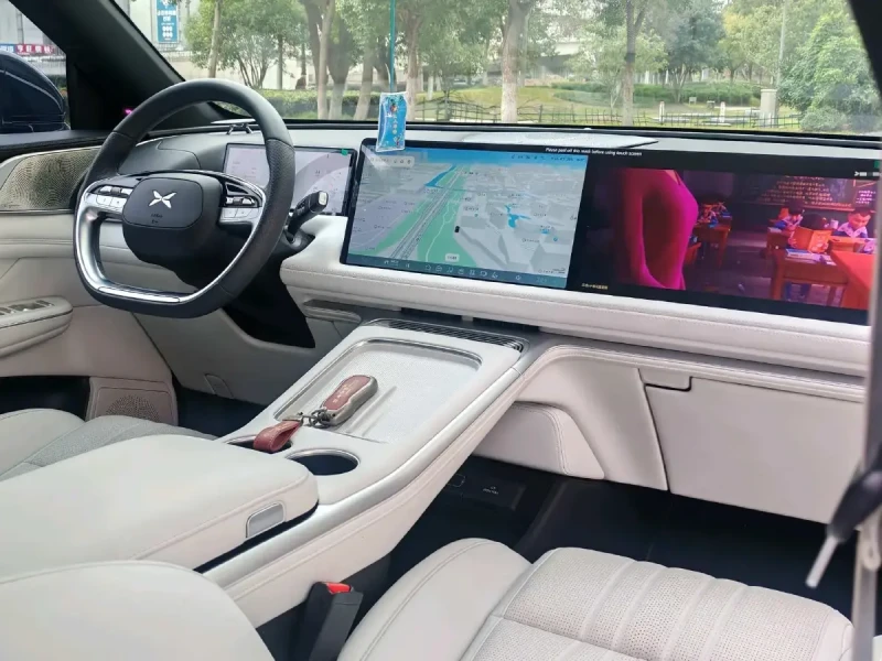 Xpeng G9 78.2kWh 470 km, снимка 11 - Автомобили и джипове - 52858514