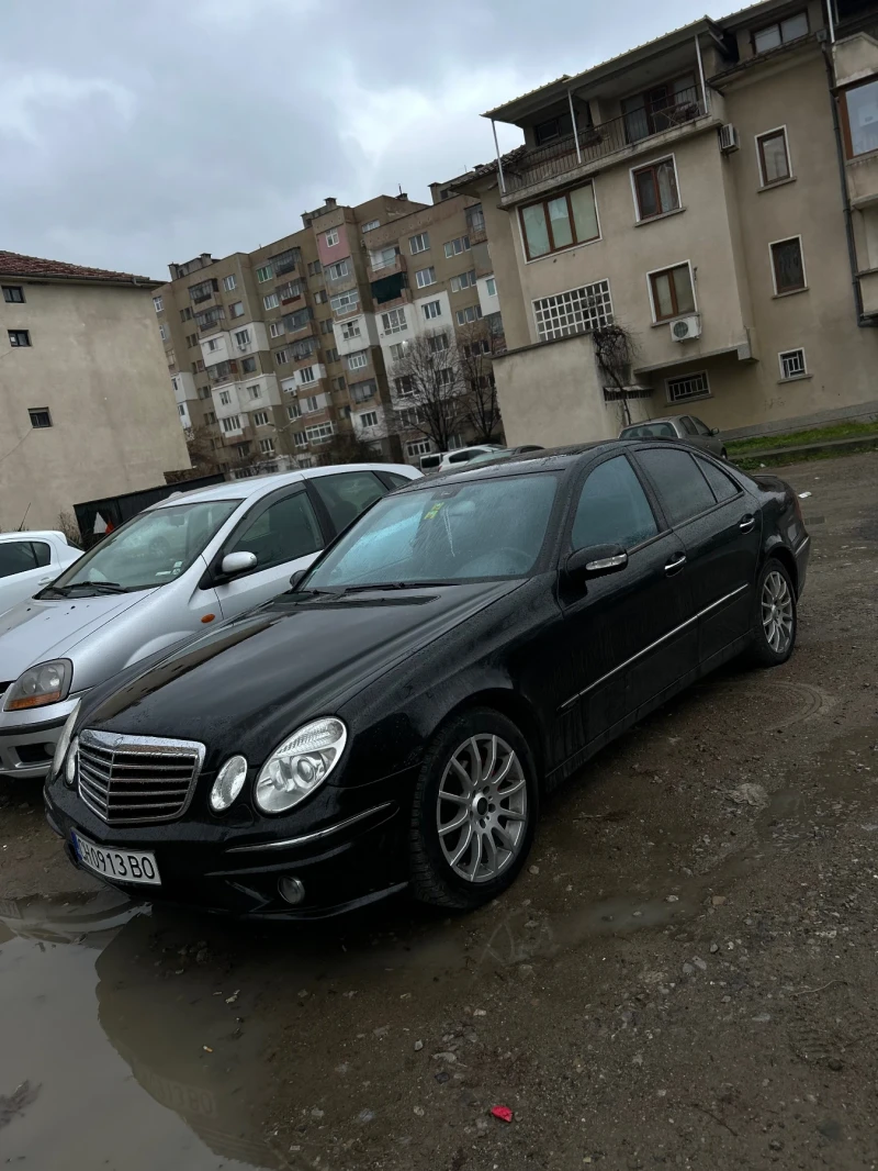 Mercedes-Benz E 270, снимка 5 - Автомобили и джипове - 52946866