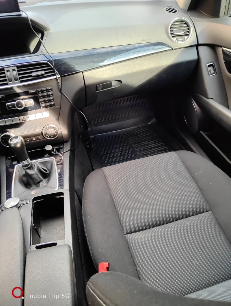 Mercedes-Benz C 200, снимка 7 - Автомобили и джипове - 52991374