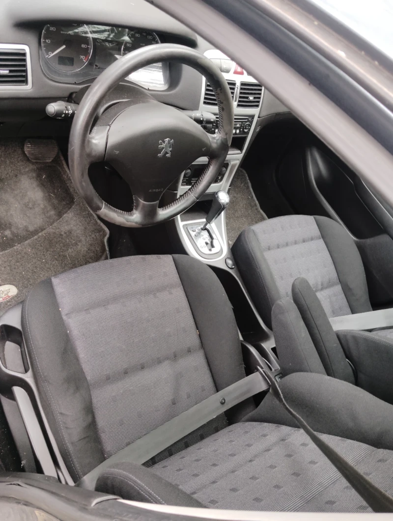 Peugeot 307 SW, снимка 11 - Автомобили и джипове - 53281310