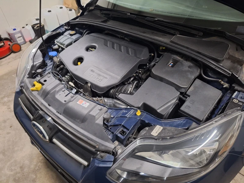 Ford Focus 1.6, снимка 8 - Автомобили и джипове - 53462790