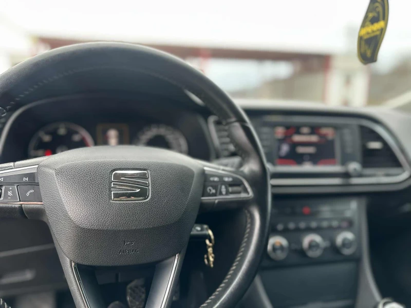 Seat Leon TDI LED NAVI, снимка 3 - Автомобили и джипове - 53488490