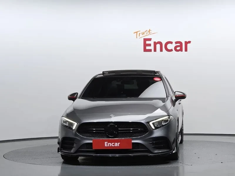 Mercedes-Benz A 35 AMG 4MATIC SEDAN, снимка 3 - Автомобили и джипове - 54968334