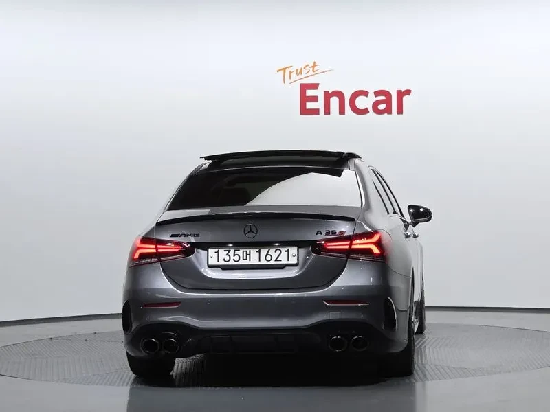 Mercedes-Benz A 35 AMG 4MATIC SEDAN, снимка 4 - Автомобили и джипове - 54968334