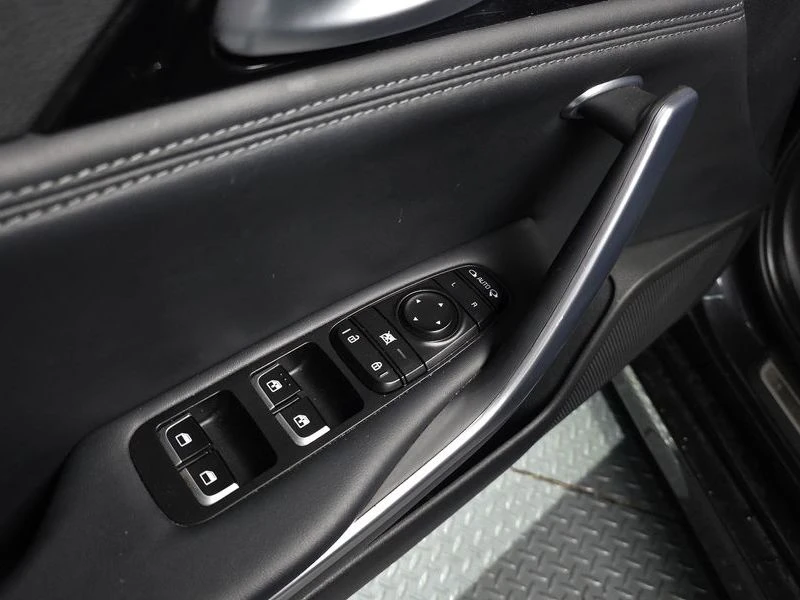 Kia Stinger AWD| ПОДГРЕВ| ОБДУХВАНЕ| CAMERA, снимка 17 - Автомобили и джипове - 56467833