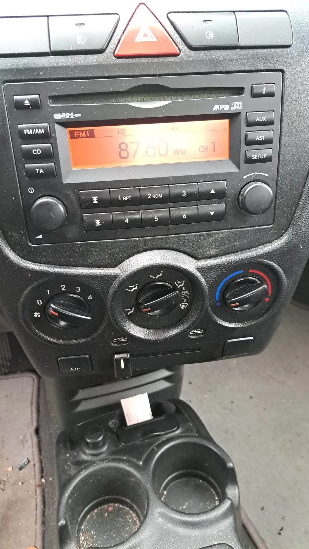 Kia Picanto 1.1 Бензин | Mobile.bg — изображение 12