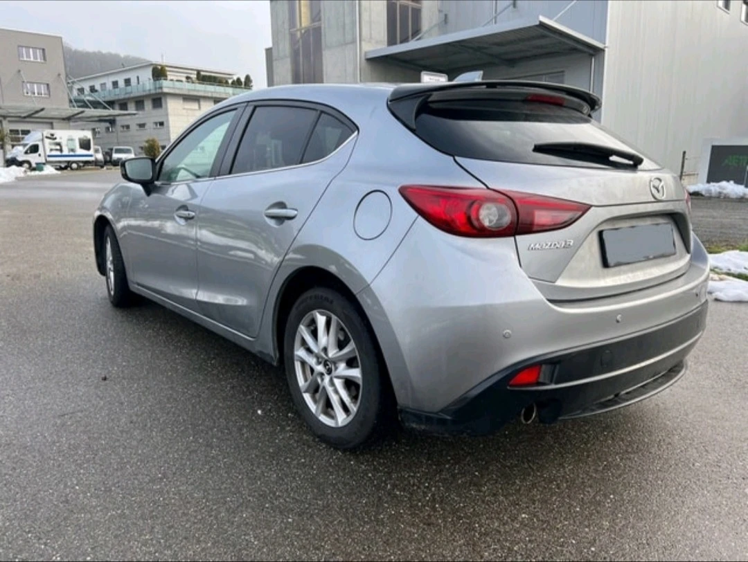 Mazda 3 2.0i 16V Swiss Auto. - изображение 6