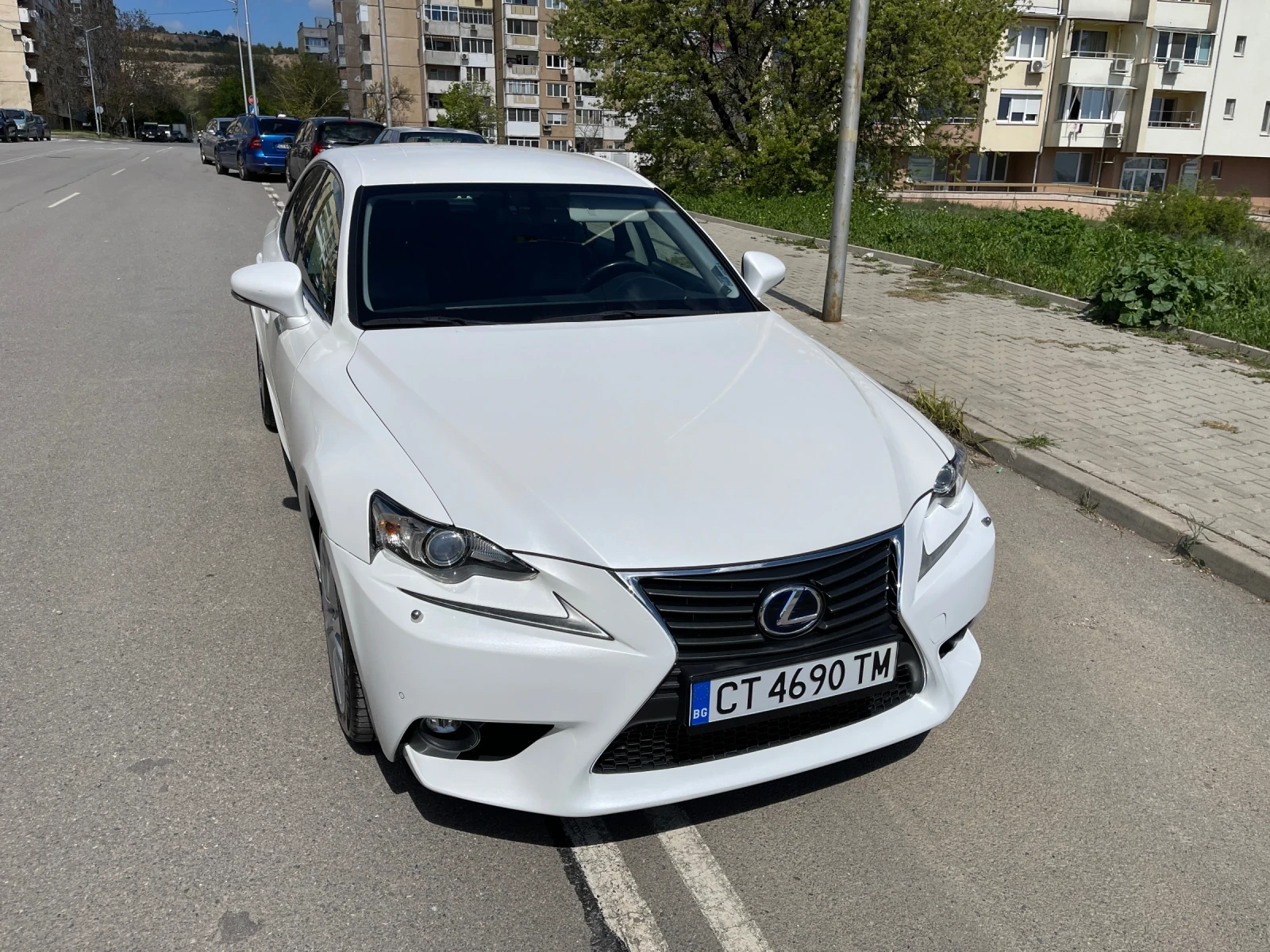 Lexus IS 300 Lexus IS300H Hybrid 2016 61300км !!!! - изображение 8