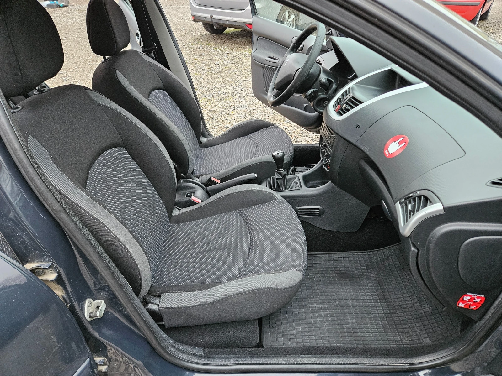 Peugeot 206 206+ 1.1 60 | Mobile.bg   12