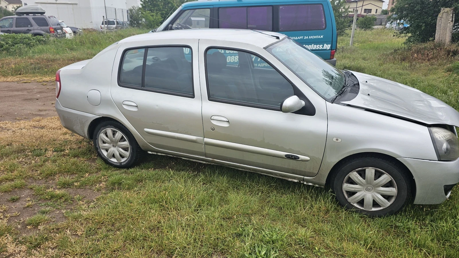 Renault Symbol 1.4 газ - изображение 6