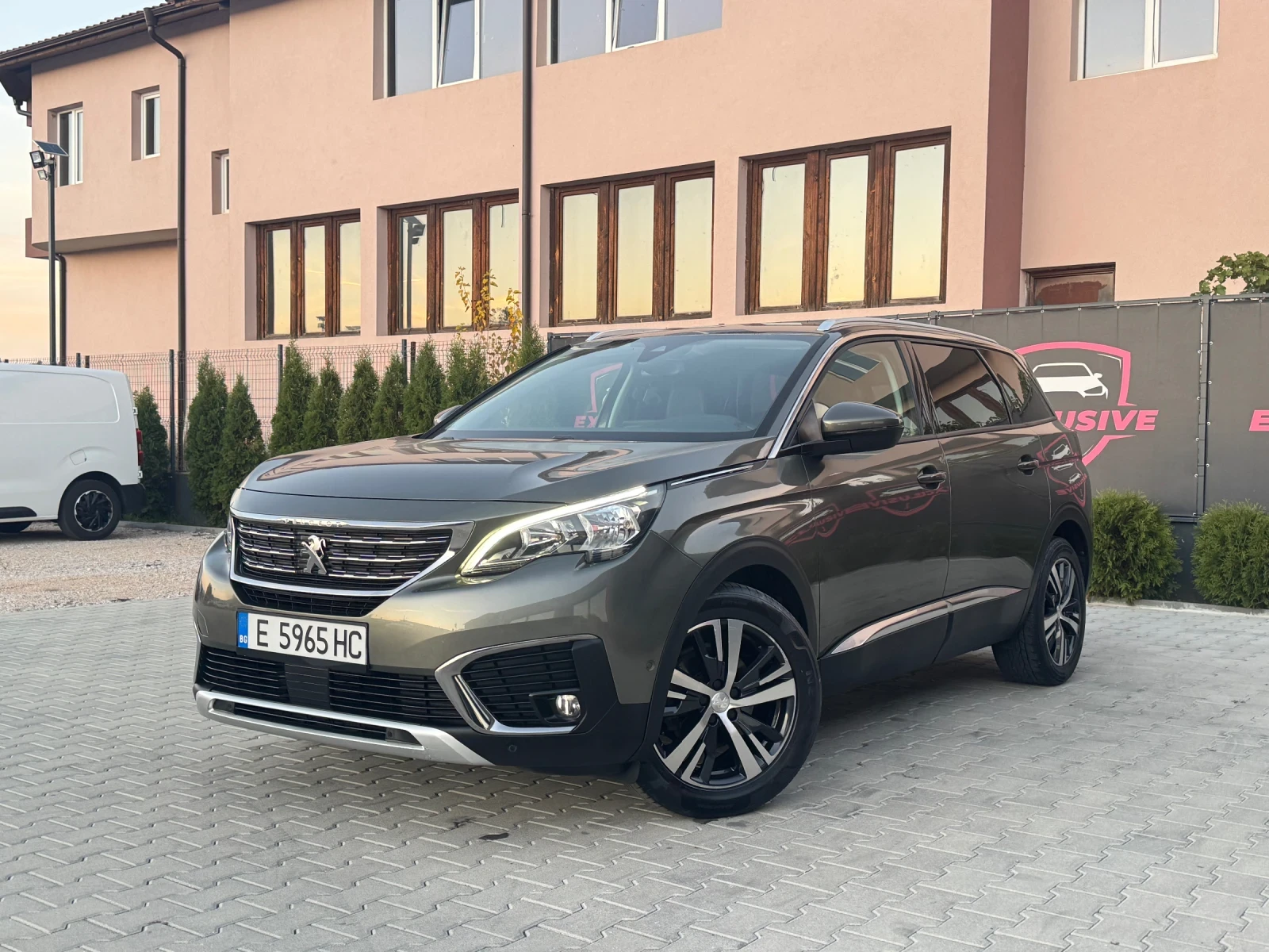 Peugeot 5008 1.6HDI ALLURE 7-SEATS