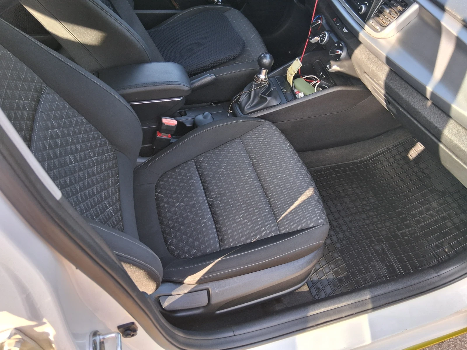 Kia Rio Газ/Бензин - изображение 9