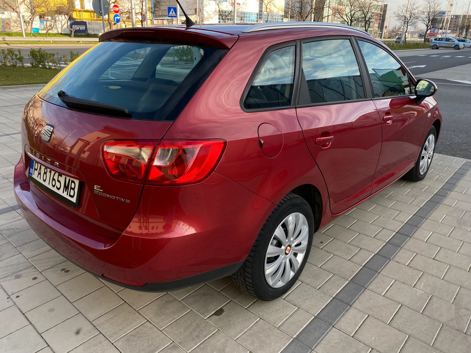 Seat Ibiza Перфектен - изображение 6