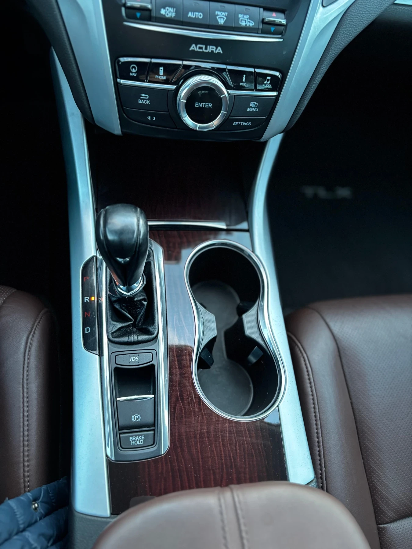 Acura TLX | Mobile.bg � ����������� 14