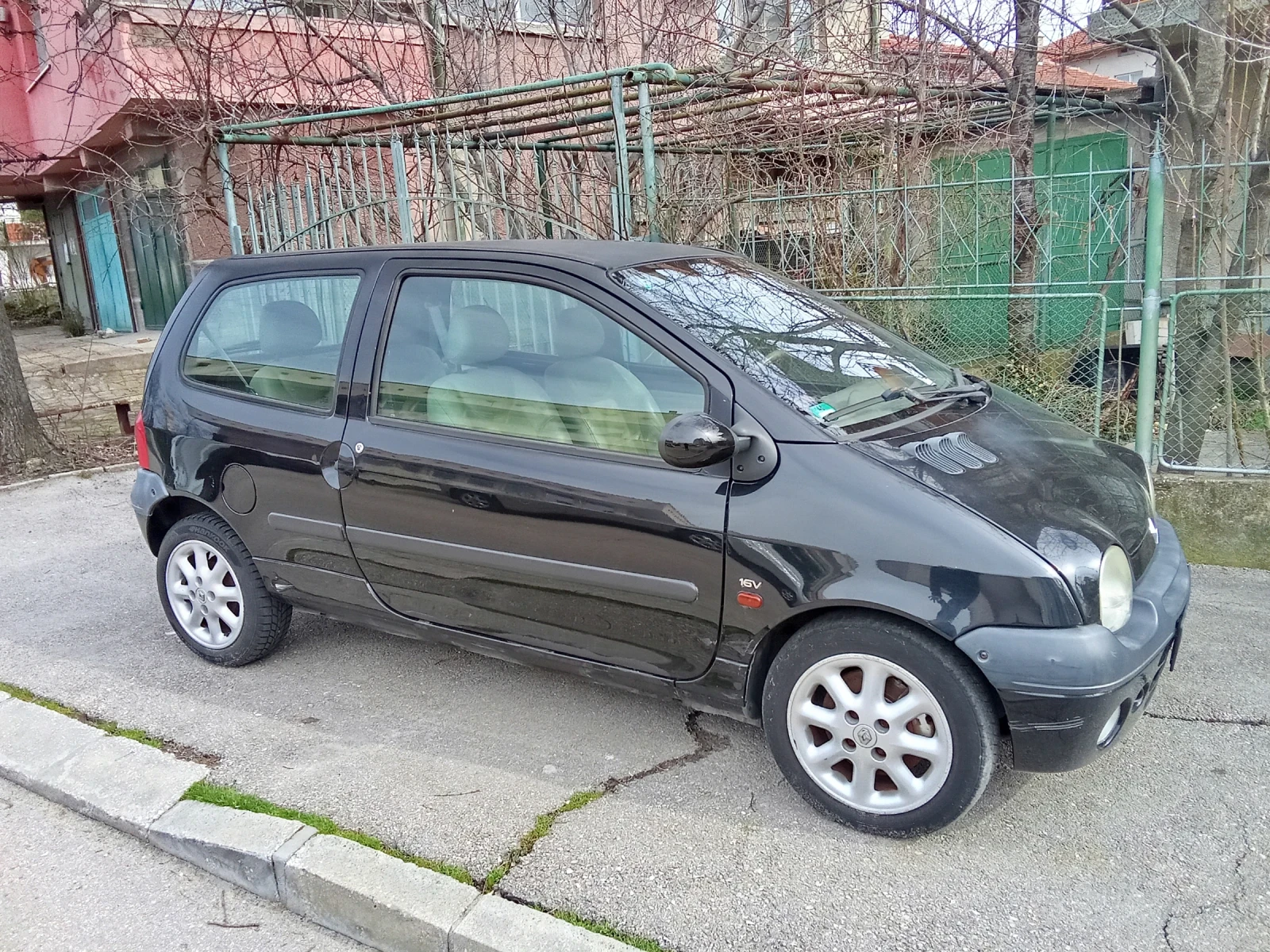 Renault Twingo, снимка 2 - Автомобили и джипове - 53622744