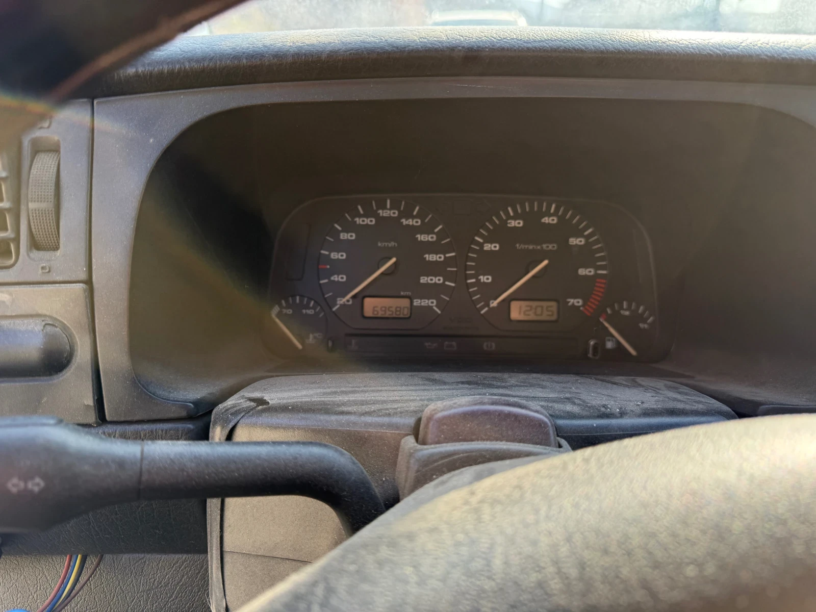 VW Golf 1.8 моно , снимка 4 - Автомобили и джипове - 53835205