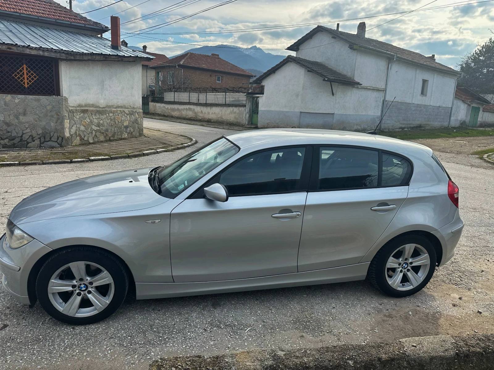 BMW 118, снимка 7 - Автомобили и джипове - 53987486