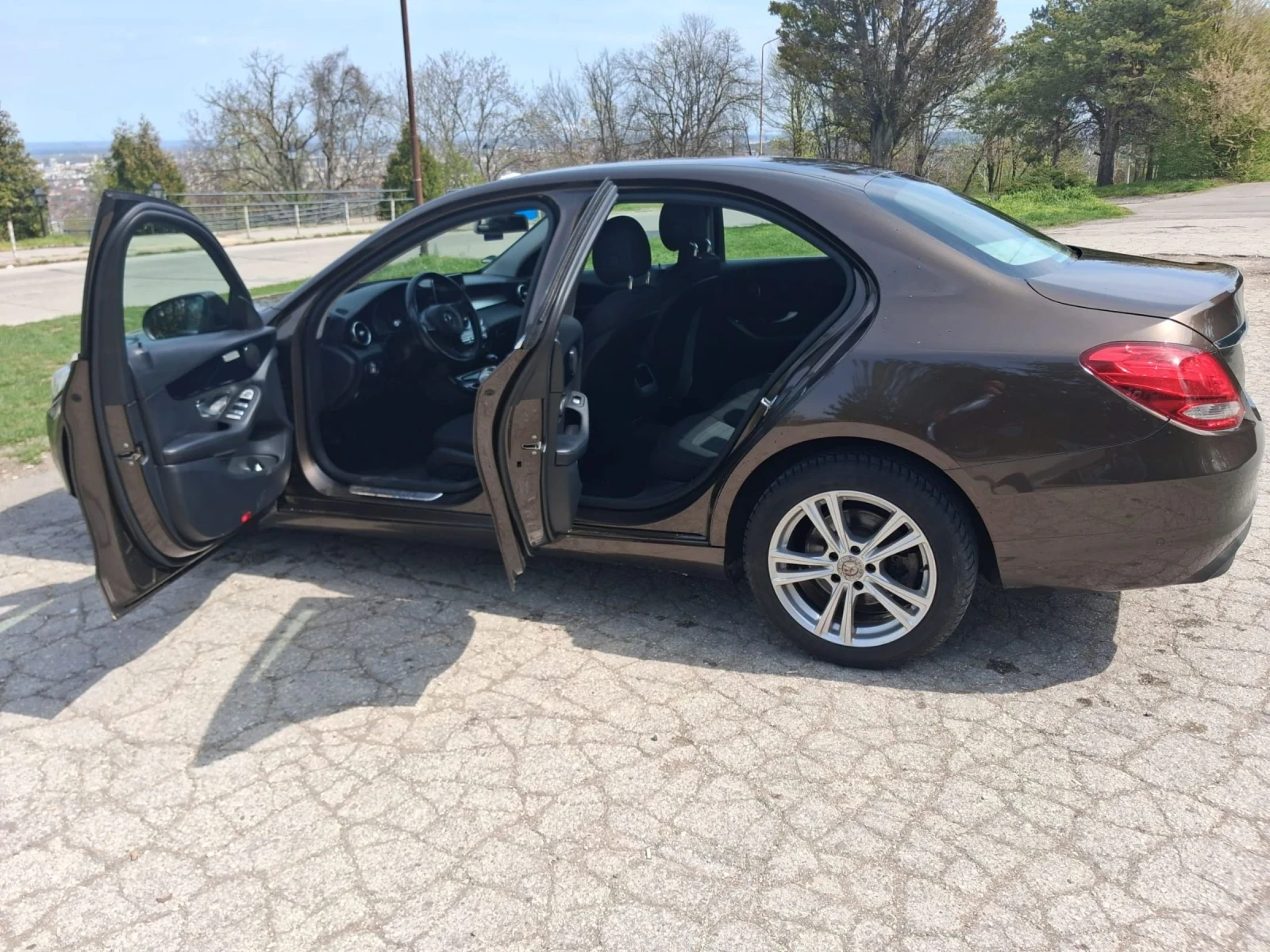 Mercedes-Benz C 220 C220, снимка 2 - Автомобили и джипове - 54190818