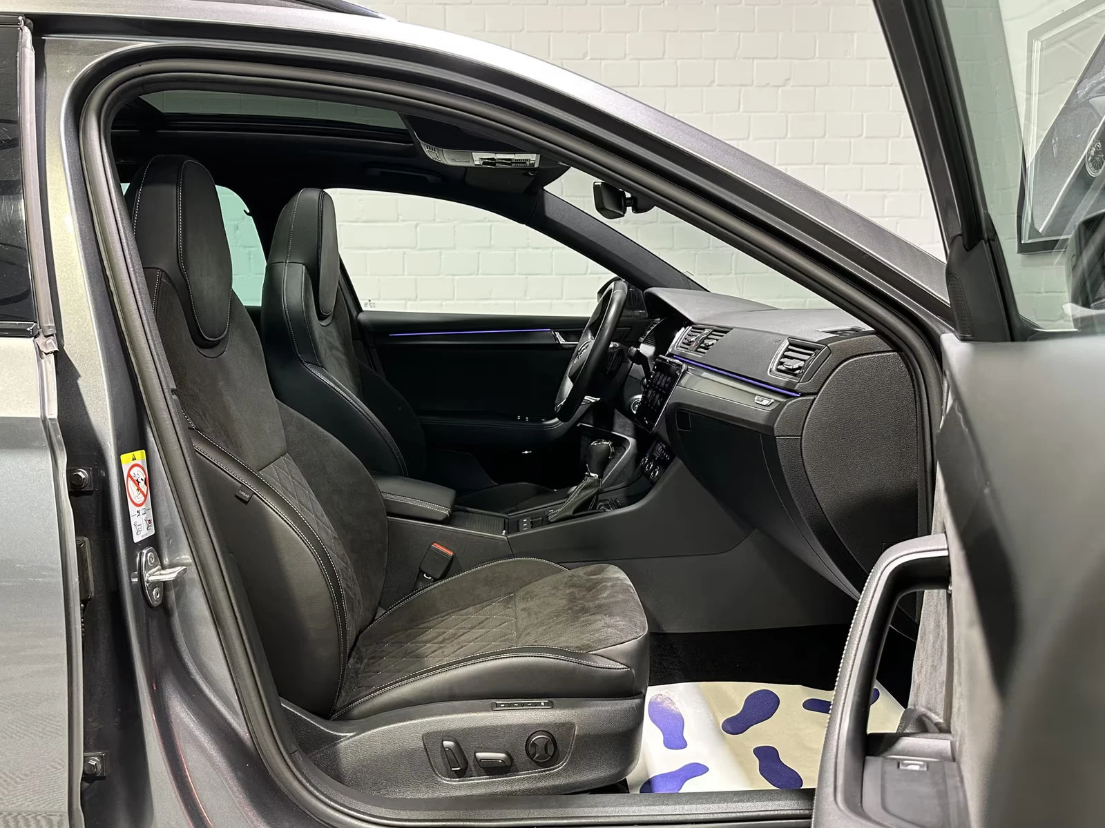 Skoda Superb 2.0TDI/200HP/SPORT-LINE/PANO/DSG/MEMO/LED/CAM/191q | Mobile.bg � ����������� 13