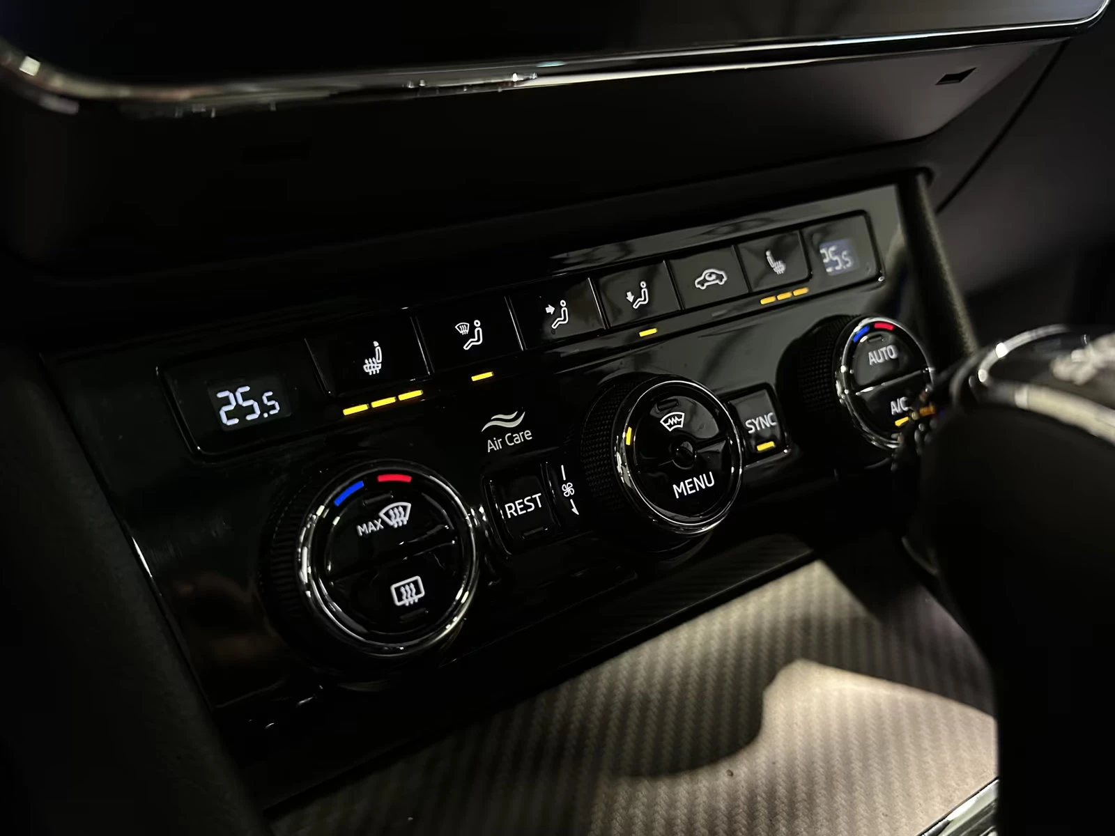 Skoda Superb 2.0TDI/200HP/SPORT-LINE/PANO/DSG/MEMO/LED/CAM/191q | Mobile.bg � ����������� 11