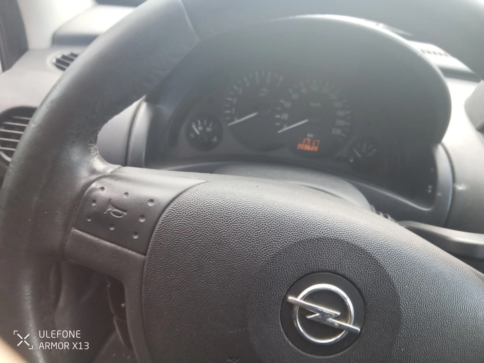 Opel Combo фабричен метан 1.6, снимка 6 - Автомобили и джипове - 55147971