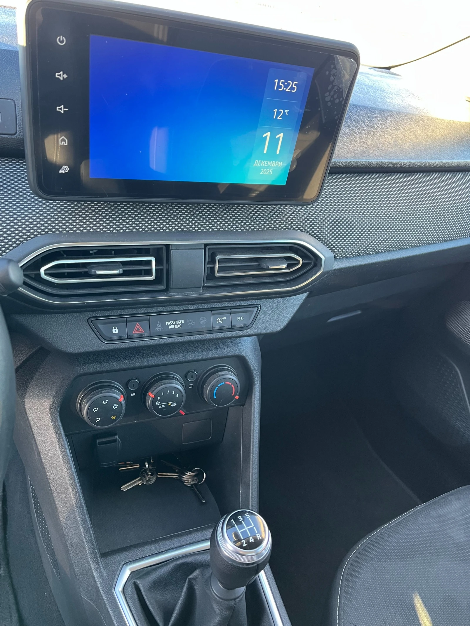 Dacia Sandero 1.0ECO-G 92кс LPG, снимка 9 - Автомобили и джипове - 55363748