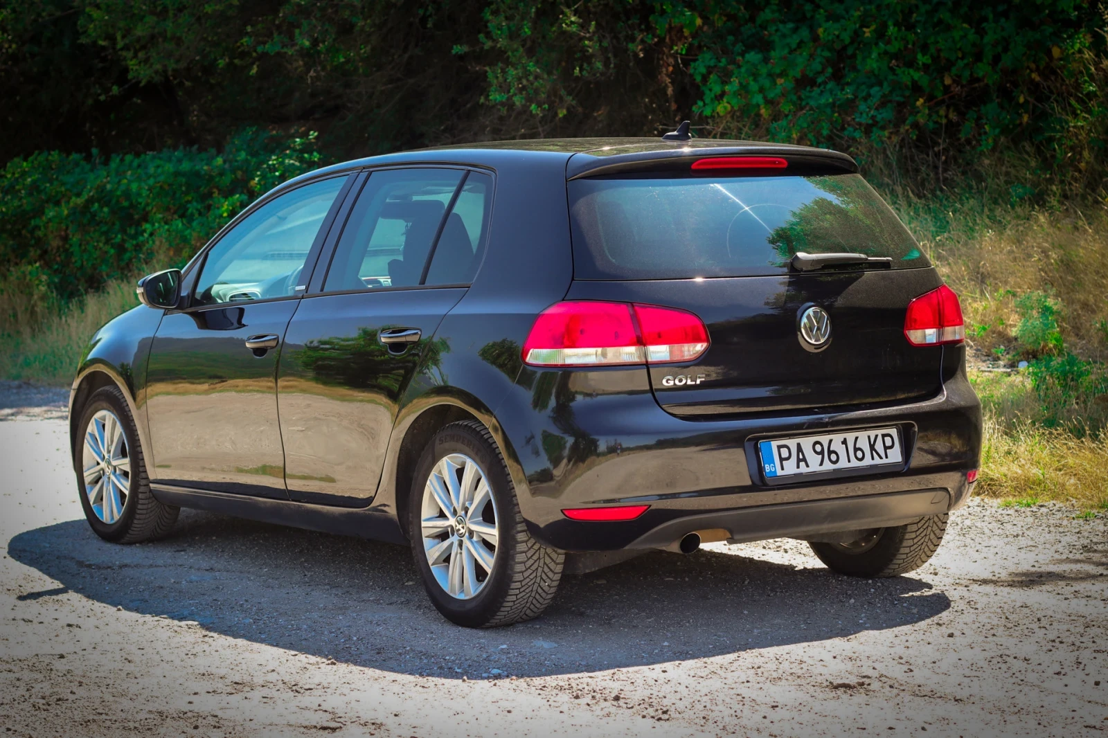 VW Golf     VI 1.6 TDI, снимка 4 - Автомобили и джипове - 55621206