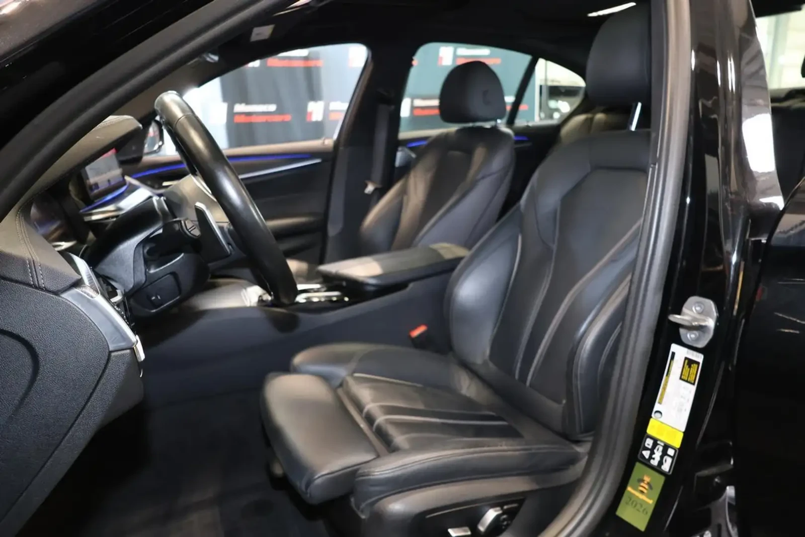 BMW 540 M* SPORT* XDRIVE* HARMON* KARDON* LANE* ASSIST, снимка 15 - Автомобили и джипове - 55792095