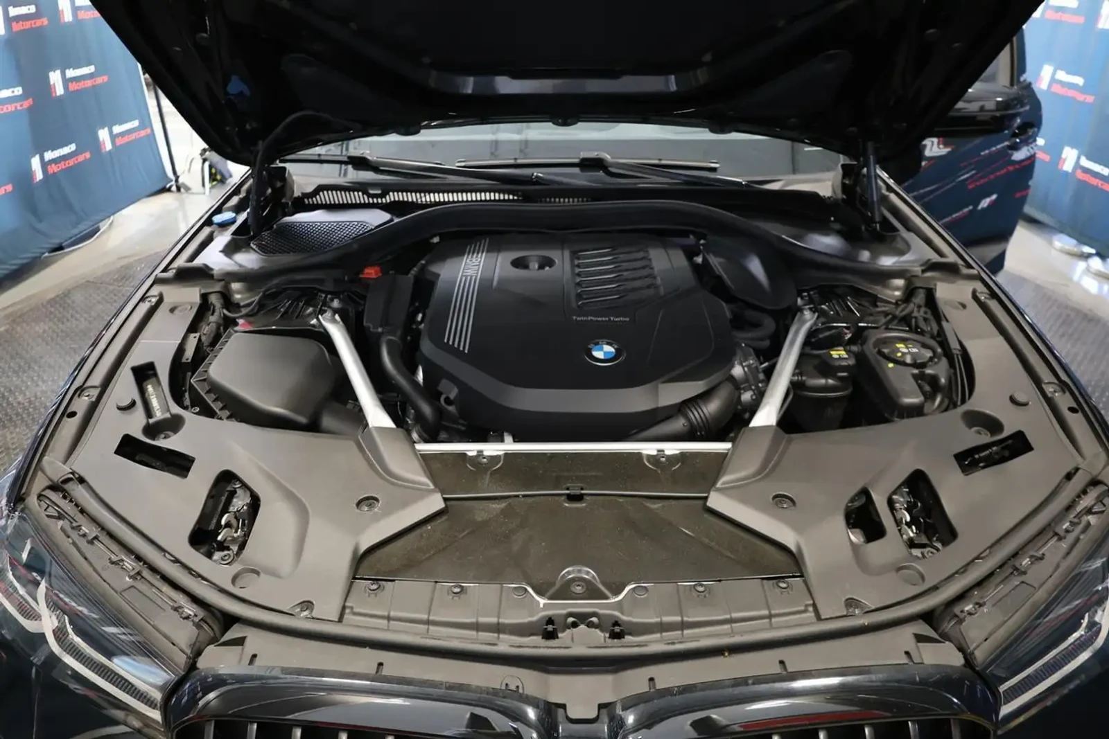 BMW 540 M* SPORT* XDRIVE* HARMON* KARDON* LANE* ASSIST, снимка 17 - Автомобили и джипове - 55792095